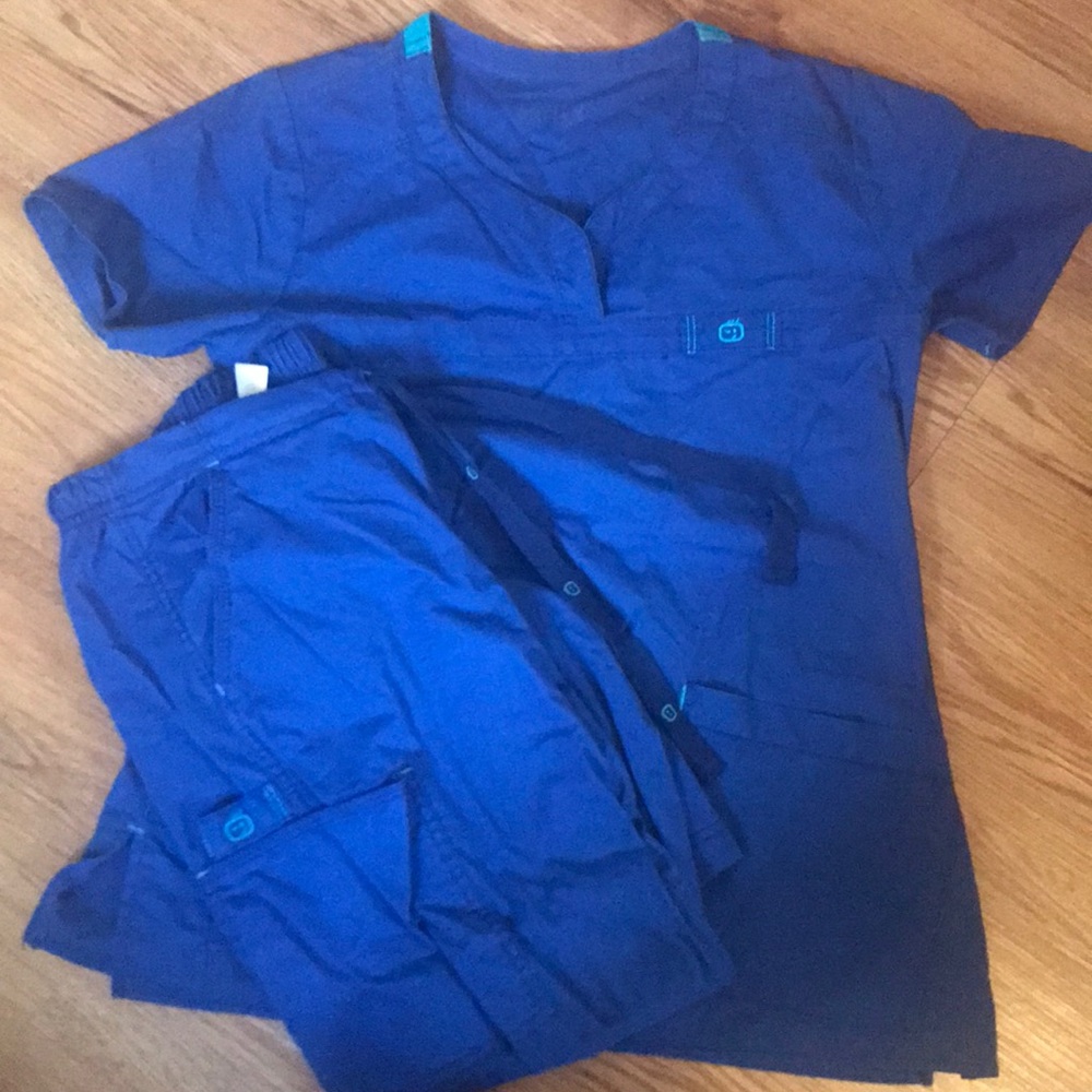 Wonder Wink Royal Blue Scubs SET- used